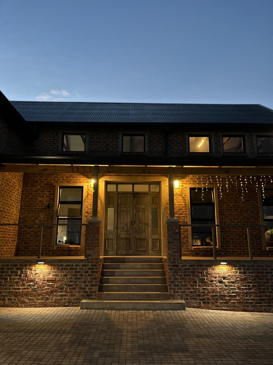 4 Bedroom Property for Sale in Stilbaai Wes Western Cape